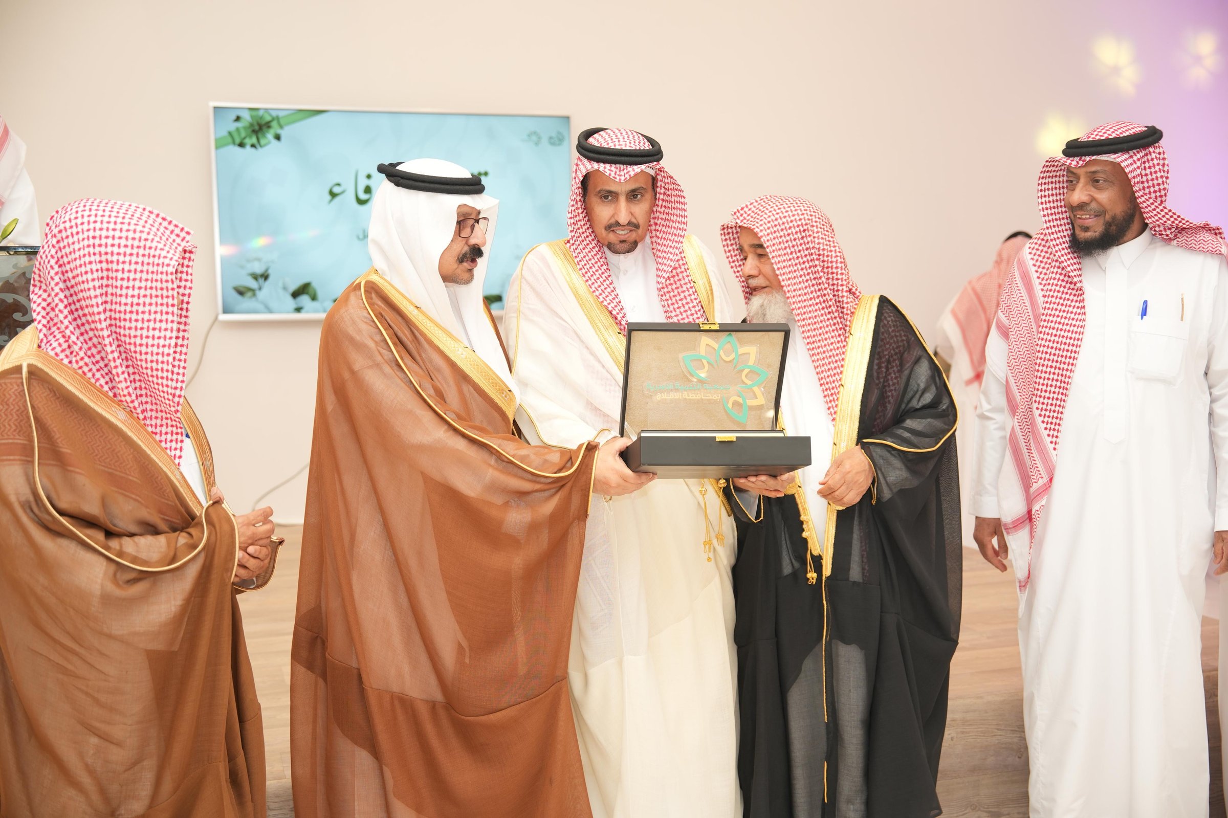 صورة من الألبوم