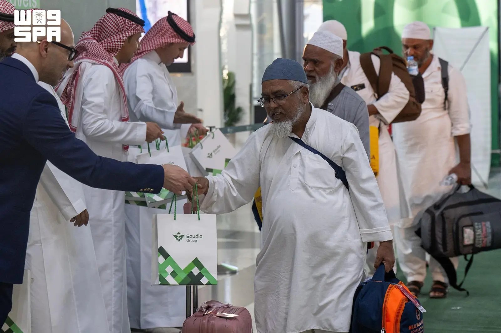 صورة من الألبوم