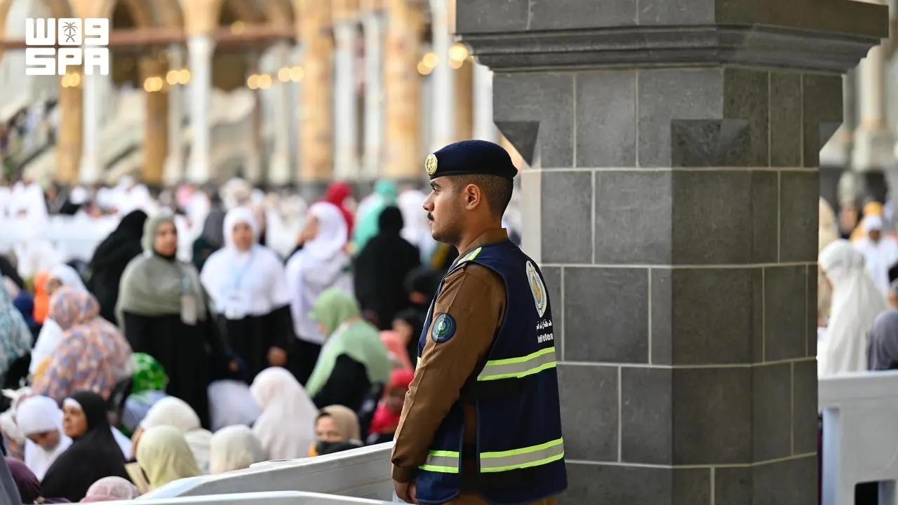 صورة من الألبوم