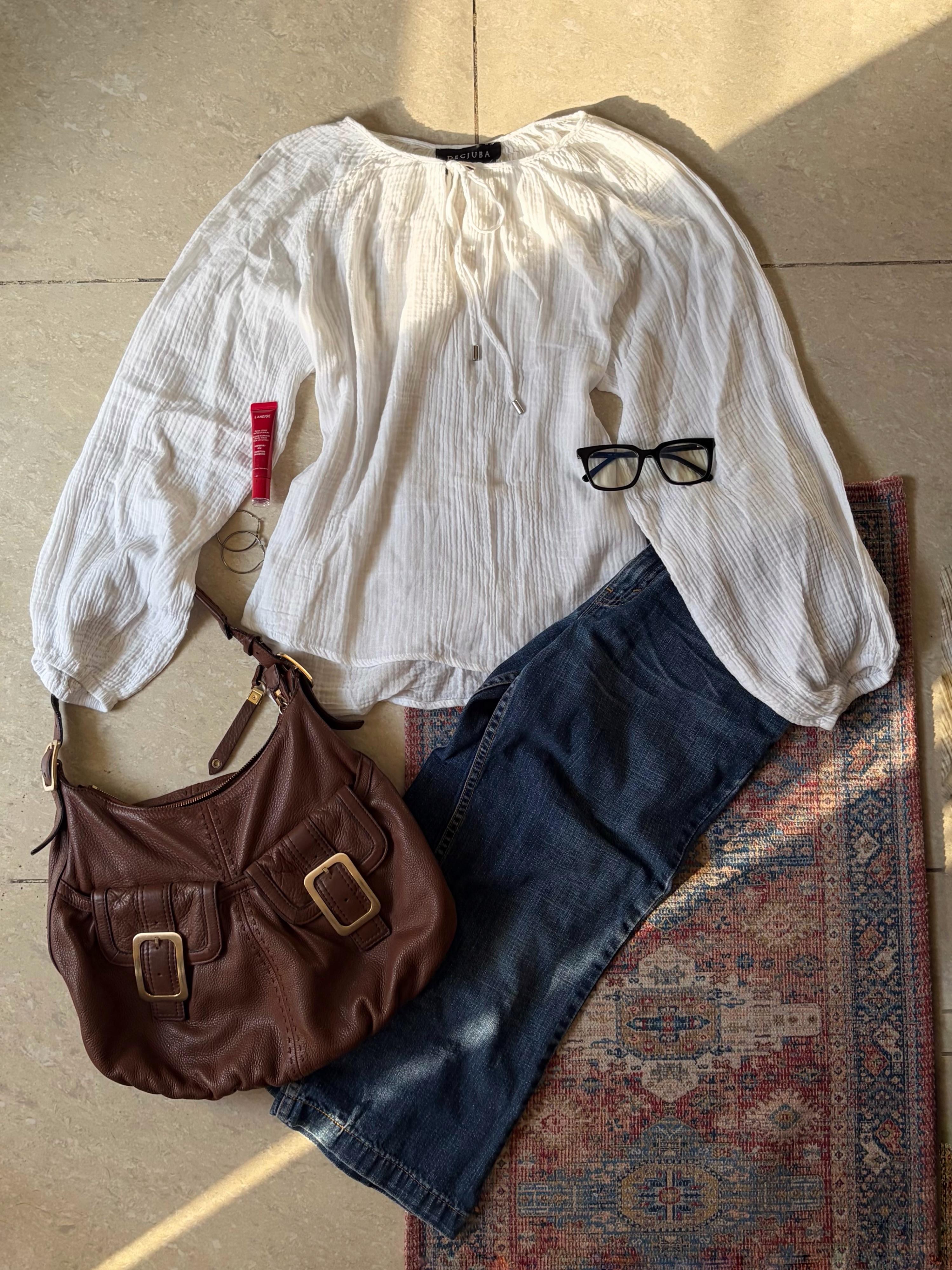 White puff sleeves blouse - View 1
