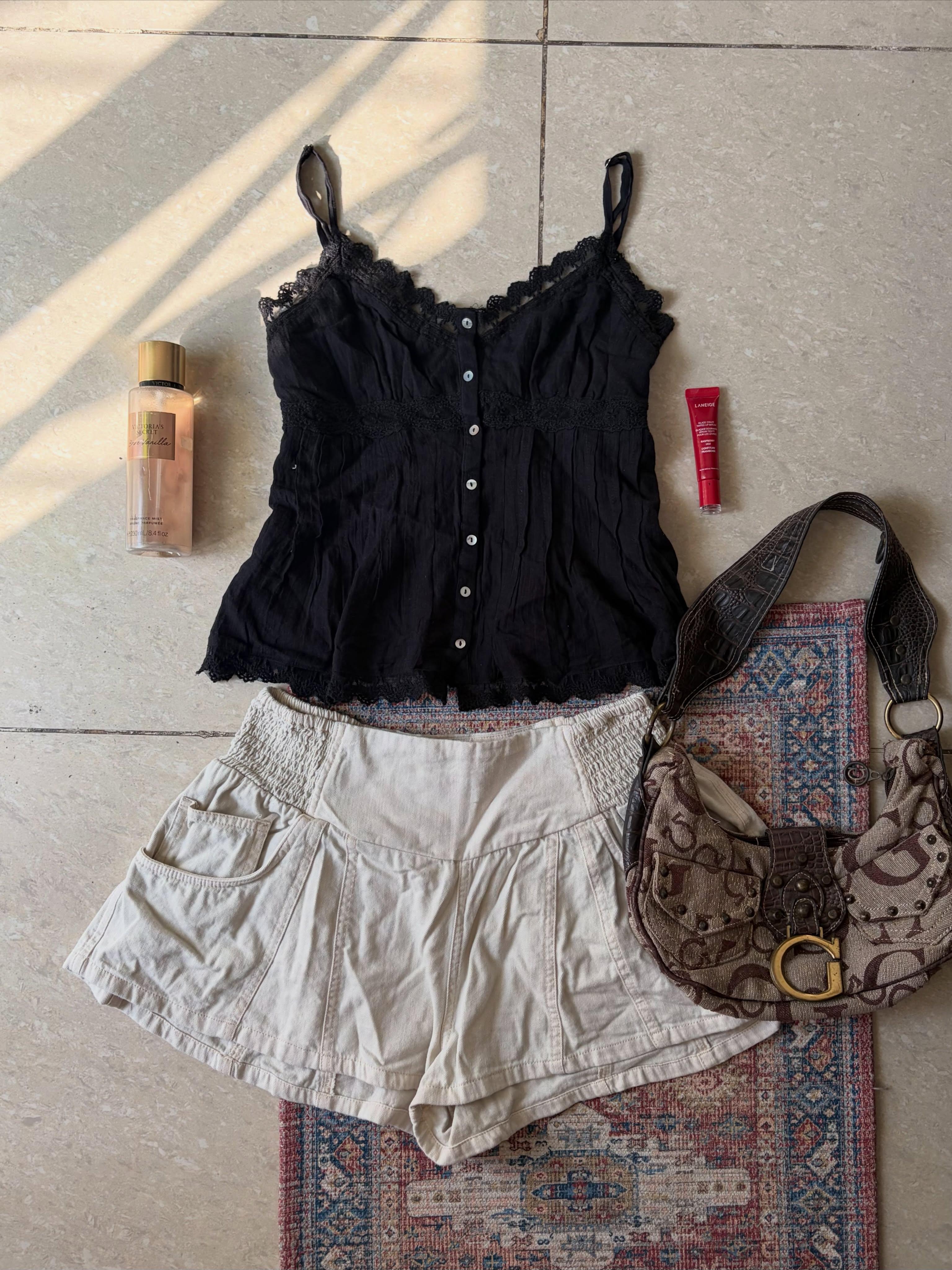 Black lace cami top - View 1
