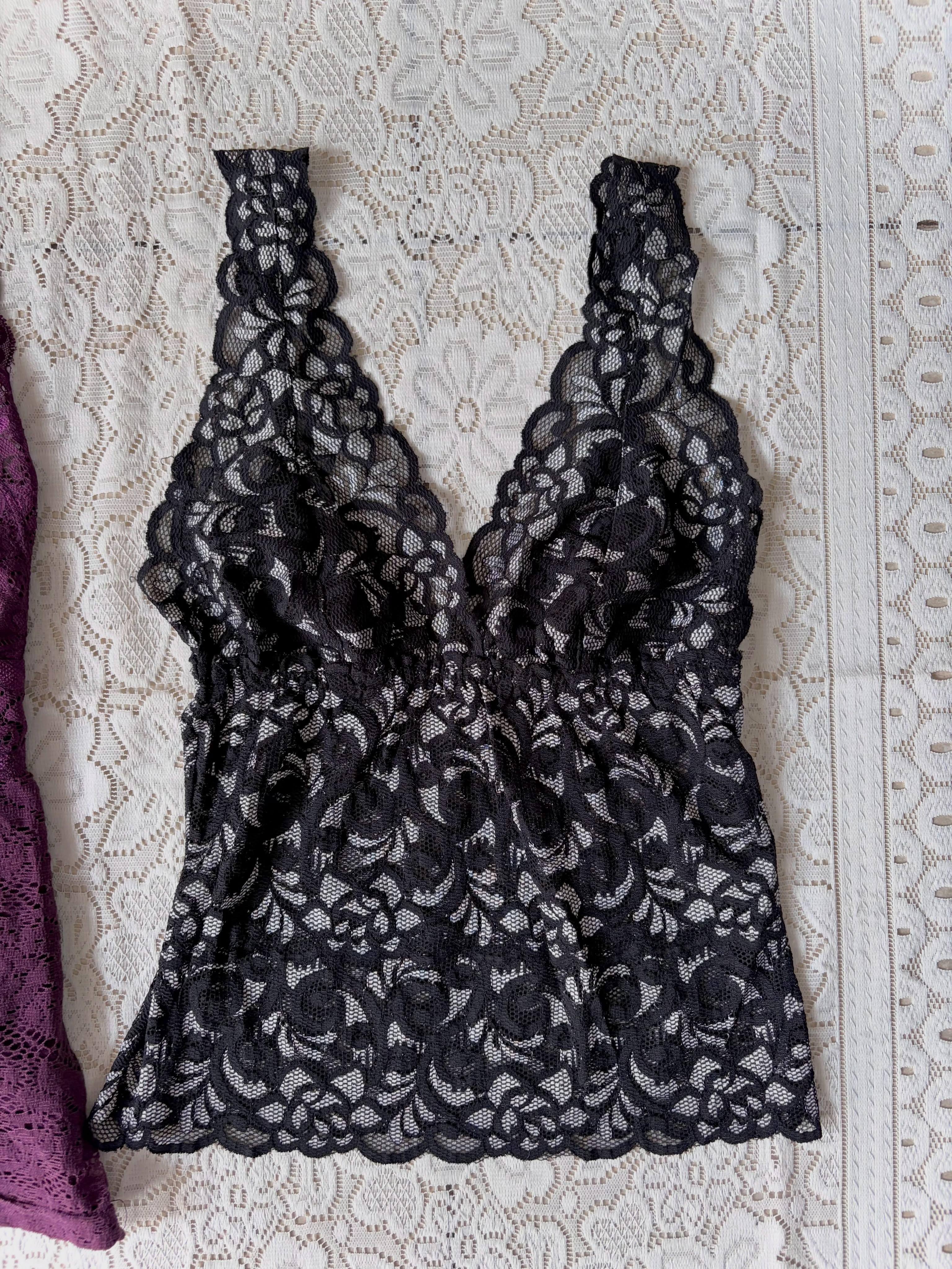 Black lace mesh top - View 1