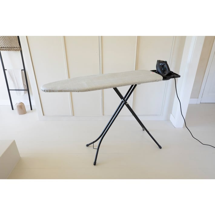 Маса за гладене Brabantia B 124x38cm с масивна поставка за ютия, Denim Grey