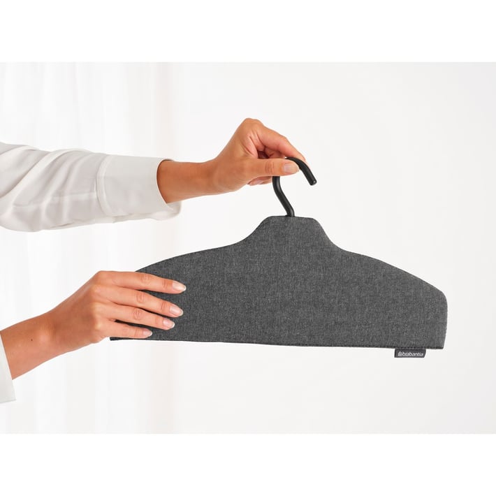 Закачалка за гладене с ръчна парна ютия Brabantia Linn Pepper Black