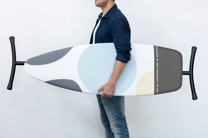 Маса за гладене Brabantia D 135x45cm с топлоустойчива зона за ютия, PerfectFlow Spring Bubbles