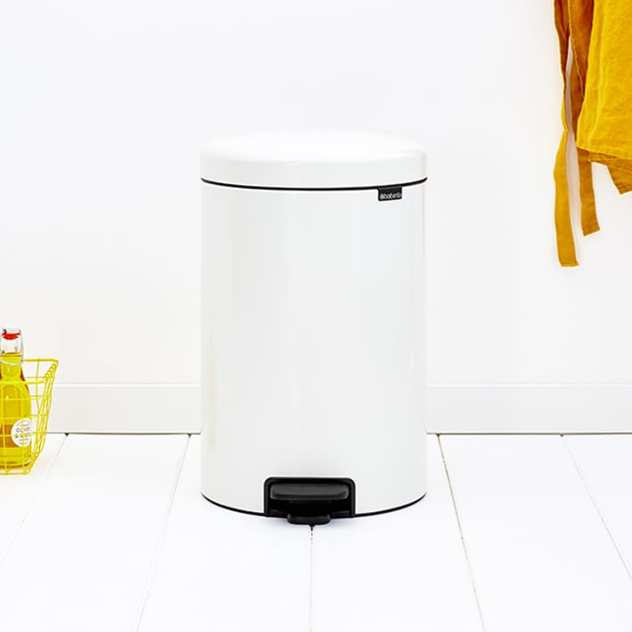 Кош за смет с педал Brabantia NewIcon 20L, White