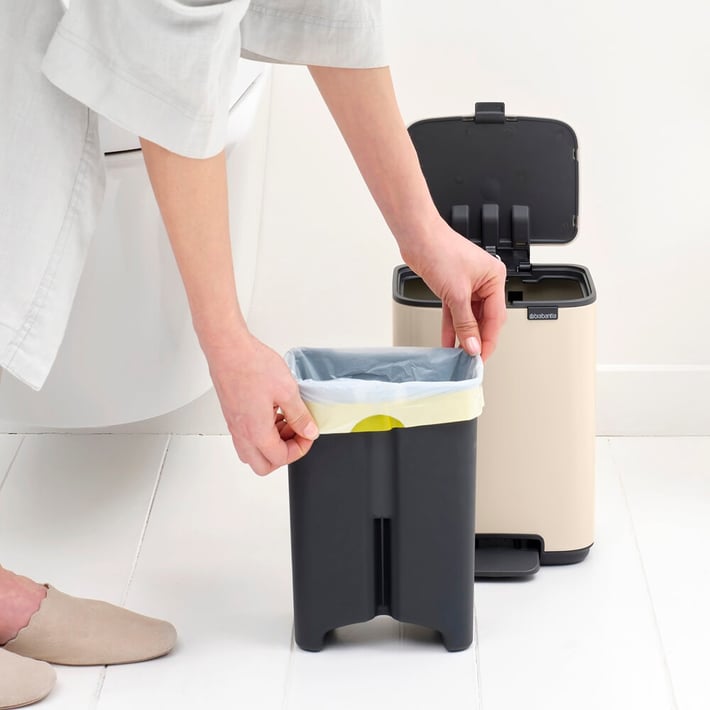 Coș de gunoi Brabantia Bo Pedal 4L, Soft Beige