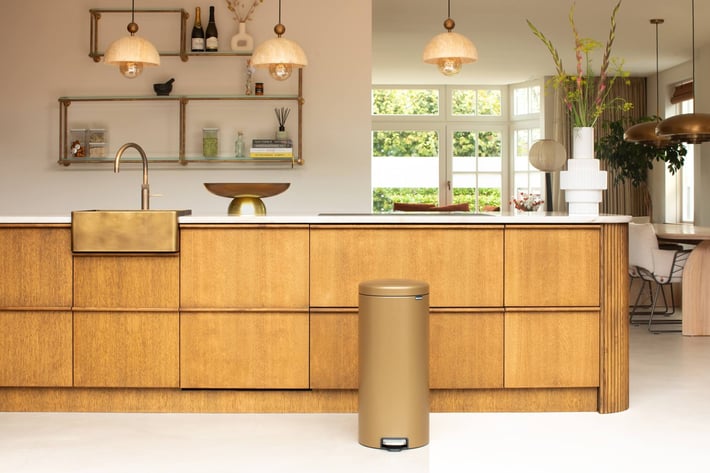Кош за смет с педал Brabantia NewIcon 30L, Warm Brass