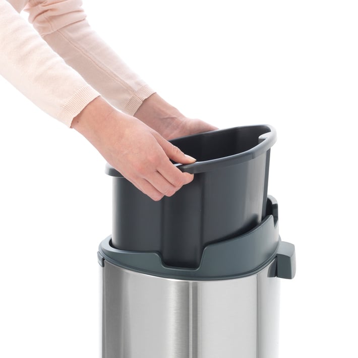 Кош за смет Brabantia Touch Bin New 40L, Matt Black