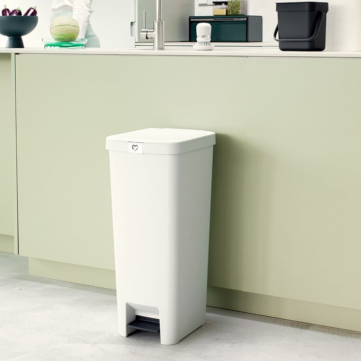 Кош за смет с педал Brabantia StepUp 40L, Light Grey
