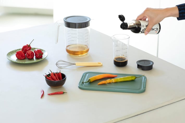 Комплект мерителни кани Brabantia Tasty+ Dark Grey 2 броя