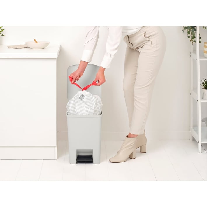 Кош за смет с педал Brabantia StepUp 25L, Light Grey
