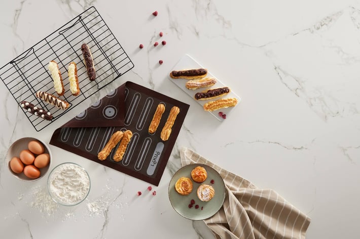 Подложка за печене Lekue 40x30cm, силиконова, с микро перфорация