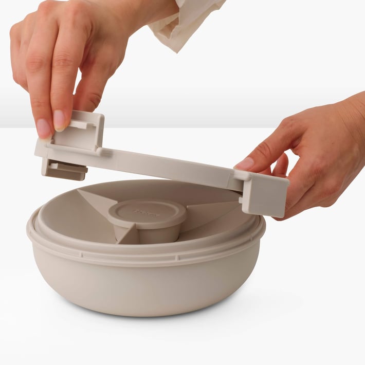 Salad Bowl Brabantia Make&Take Soft Beige 1.3L, Plastic