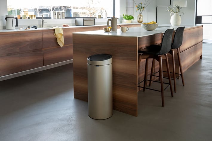 Кош за смет Brabantia Touch Bin New 30L, Metallic Gold