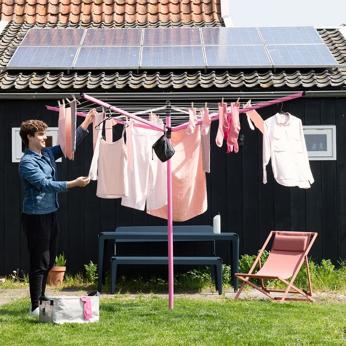 Външен простор Brabantia Lift-O-Matic 50m, метален шип за вкопаване, калъф и торба с щипки, Spring Pink