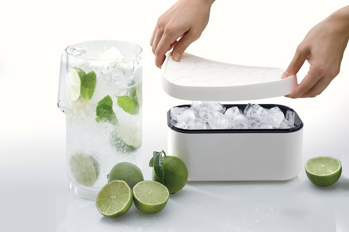 Кутия за приготвяне и съхраняване на лед Lekue White