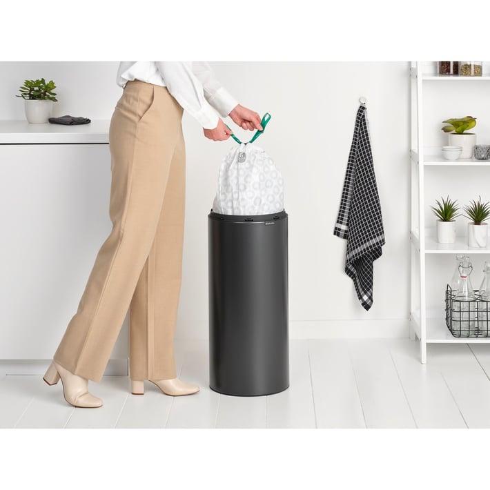 Кош за смет Brabantia Touch Bin New 30L, Confident Grey