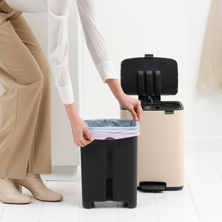 Coș de gunoi Brabantia Bo Pedal 12L, Soft Beige