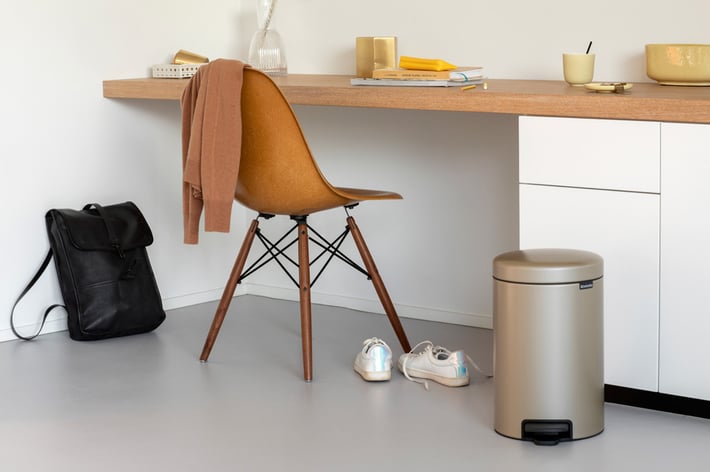 Кош за смет с педал Brabantia NewIcon 12L, Metallic Gold