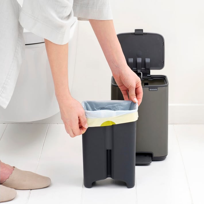 Coș de gunoi Brabantia Bo Pedal 4L, platină