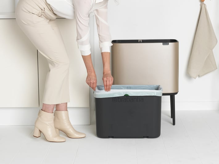 Кош за смет Brabantia Bo Touch 36L, Metallic Gold