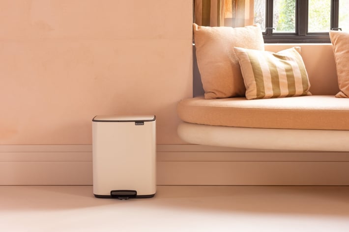 Coș de gunoi Brabantia Bo Pedal 12L, Soft Beige