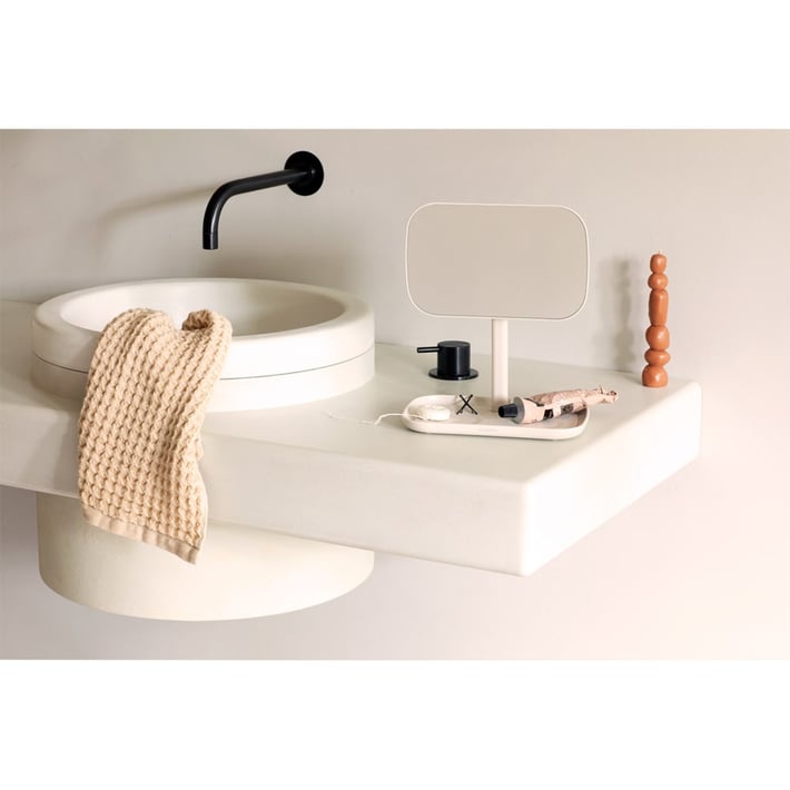 Огледало с поставка за принадлежности Brabantia ReNew Soft Beige