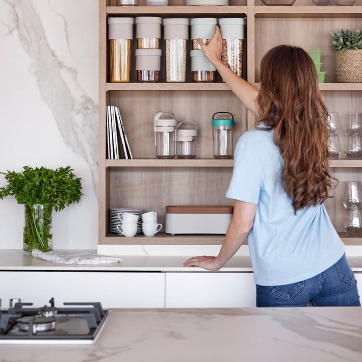 Буркан за съхранение с допълнителна приставка Lekue Beige, 600-850ml