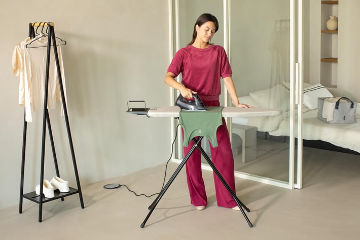 Маса за гладене Brabantia A 110x30cm с поставка за ютия, Denim Grey