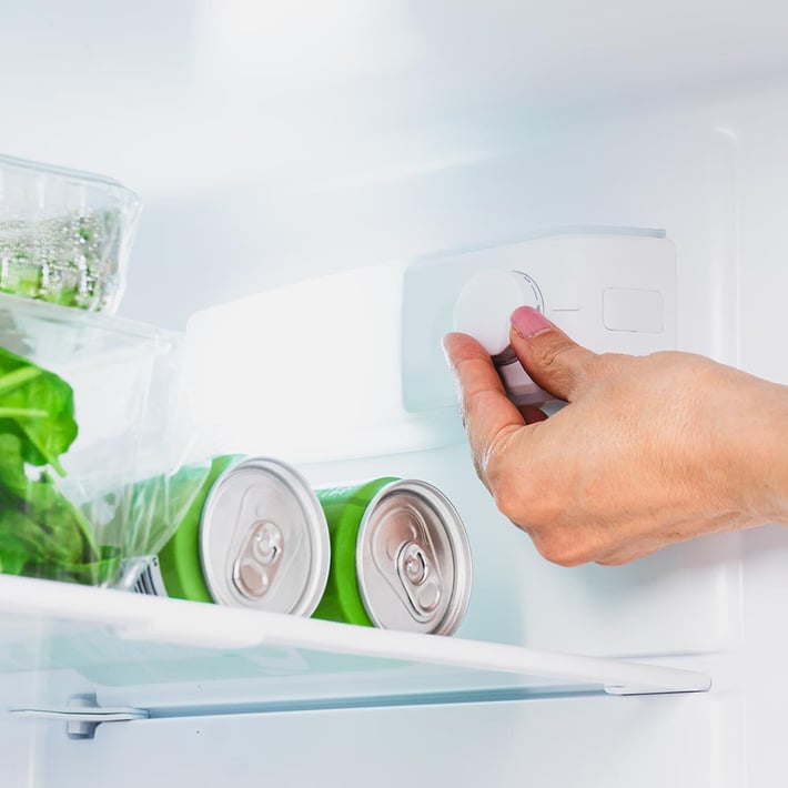 Промо-комплект MUHLER Хладилник SUF166WE + Уред за вакуумиране MV-125