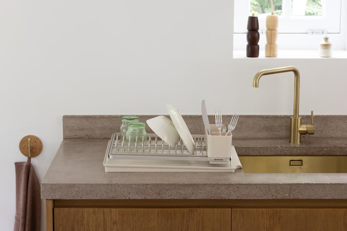 Uscător de vase Brabantia Soft Beige