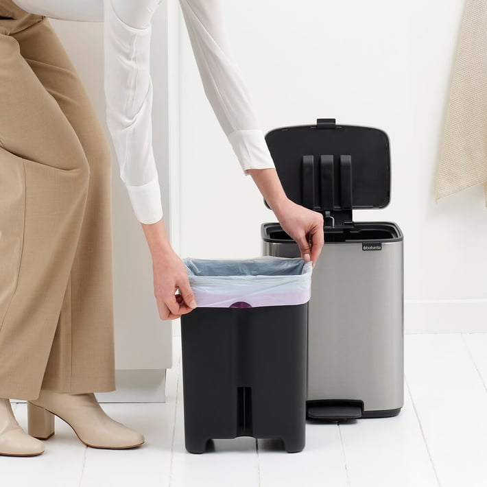 Coș de gunoi Brabantia Bo Pedal 12L, Matt Steel Fingerprint Proof