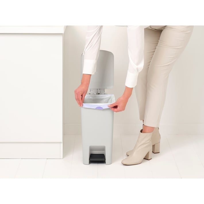 Кош за смет с педал Brabantia StepUp 16L, Light Grey