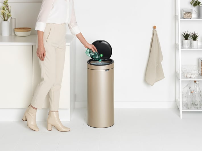 Кош за смет Brabantia Touch Bin New 30L, Metallic Gold
