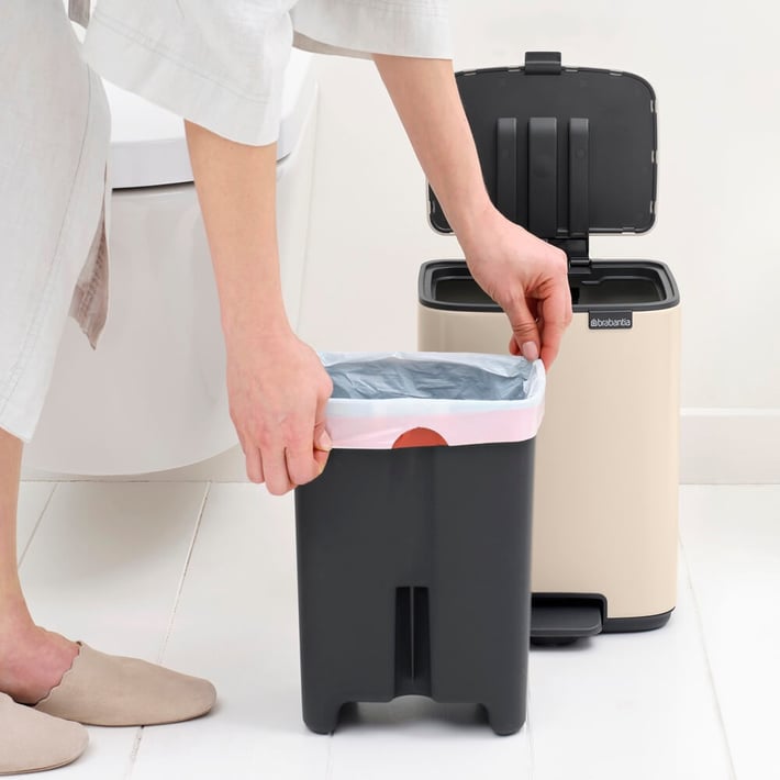 Coș de gunoi Brabantia Bo Pedal 7L, Soft Beige