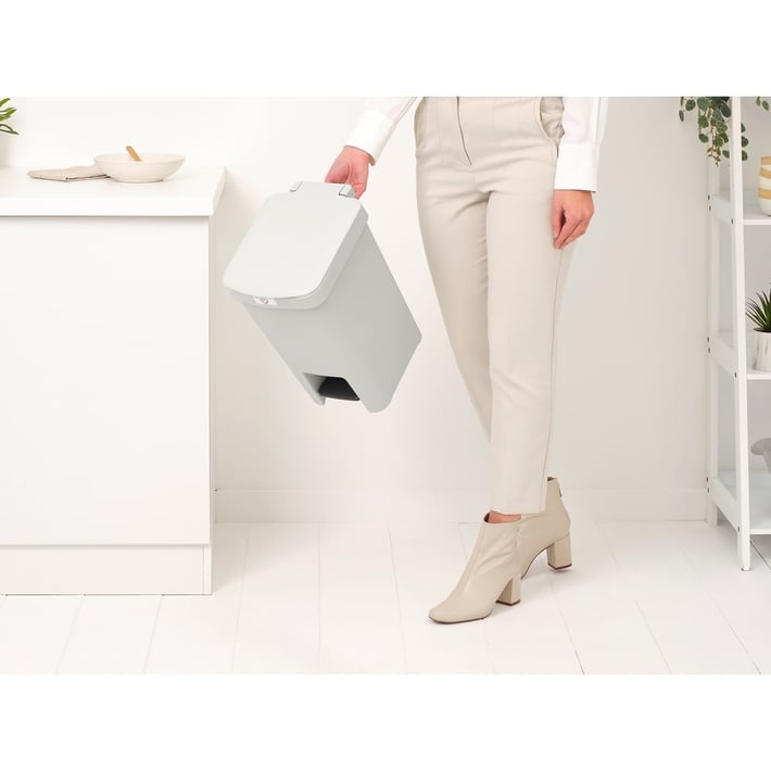 Кош за смет с педал Brabantia StepUp 16L, Light Grey