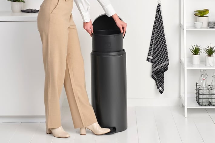 Кош за смет с педал Brabantia NewIcon 30L, Confident Grey