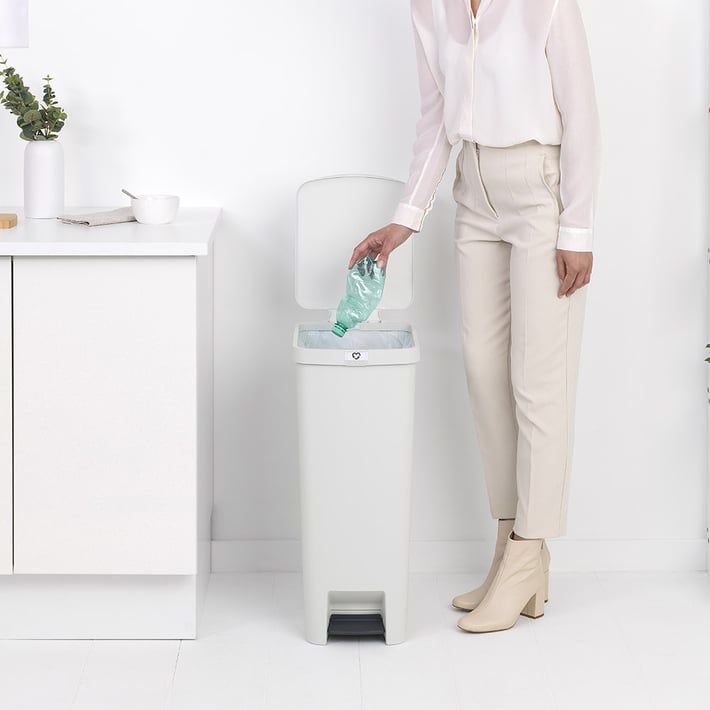 Кош за смет с педал Brabantia StepUp 40L, Light Grey