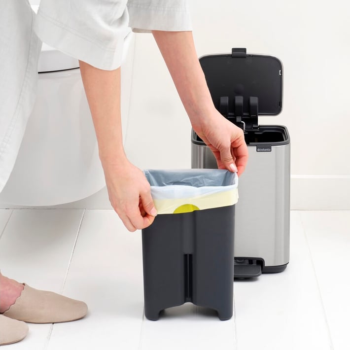 Coș de gunoi Brabantia Bo Pedal 4L, Matt Steel Fingerprint Proof