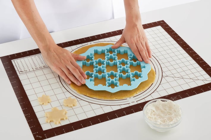 Подложка за точене Lekue 60x40cm, силиконова, с мерителна скала