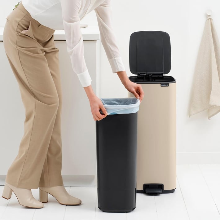 Coș de gunoi Brabantia Bo Pedal 30L, Soft Beige