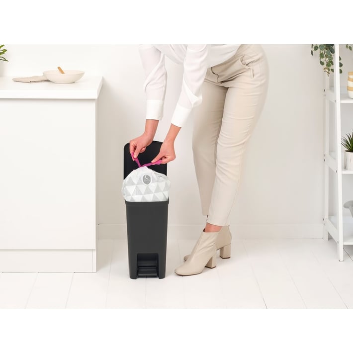 Кош за смет с педал Brabantia StepUp 10L, Dark Grey