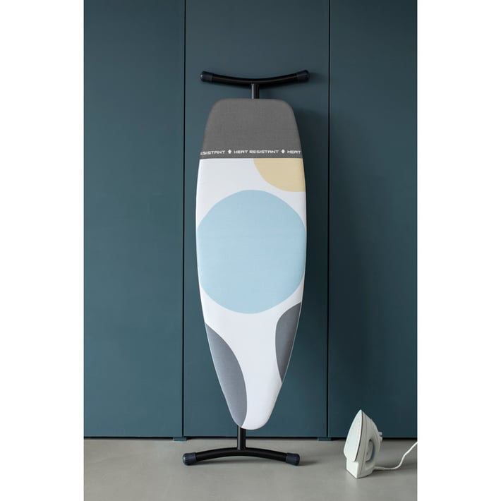 Маса за гладене Brabantia D 135x45cm с топлоустойчива зона за ютия, PerfectFlow Spring Bubbles