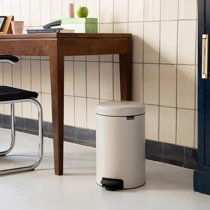 Кош за смет с педал Brabantia NewIcon 12L, Soft Beige