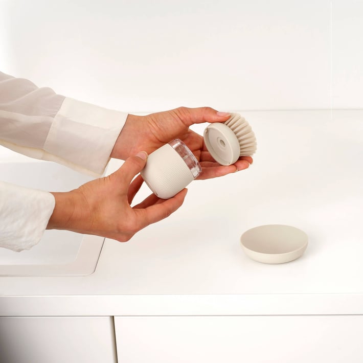 Perie de rezervă pentru peria de spălat vase cu dozator de săpun lichid Brabantia, Soft Beige, 2 bucăți
