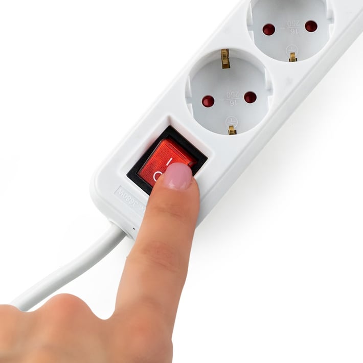 Разклонител Muhler с ключ, 4G, 1.5mm2,  5m дължина