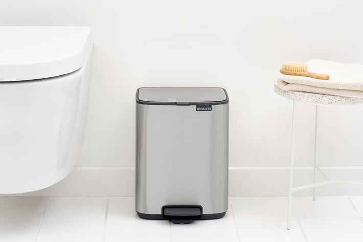 Coș de gunoi Brabantia Bo Pedal 7L, Matt Steel Fingerprint Proof