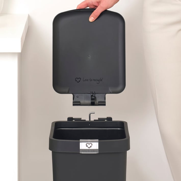 Кош за смет с педал Brabantia StepUp 16L, Dark Grey