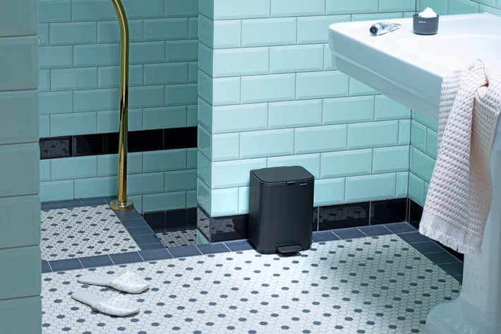 Coș de gunoi Brabantia Bo Pedal 4L, Mineral Infinite Grey